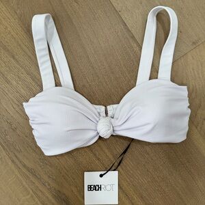 NWT: Beach Riot Bikini top SIZE MEDIUM
